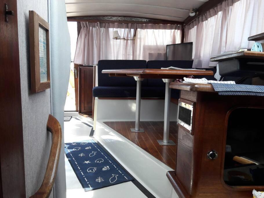 普罗维登斯 Waterfront 32' Bayliner Yacht酒店 外观 照片